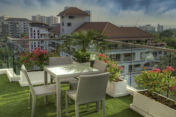 C-View Boutique Condominium By Mr.Butler