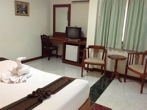 Seatel Phuket, Hotel