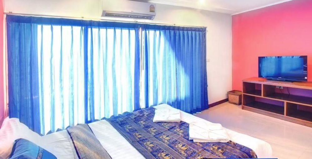 Dreams & Economy hotel Patong