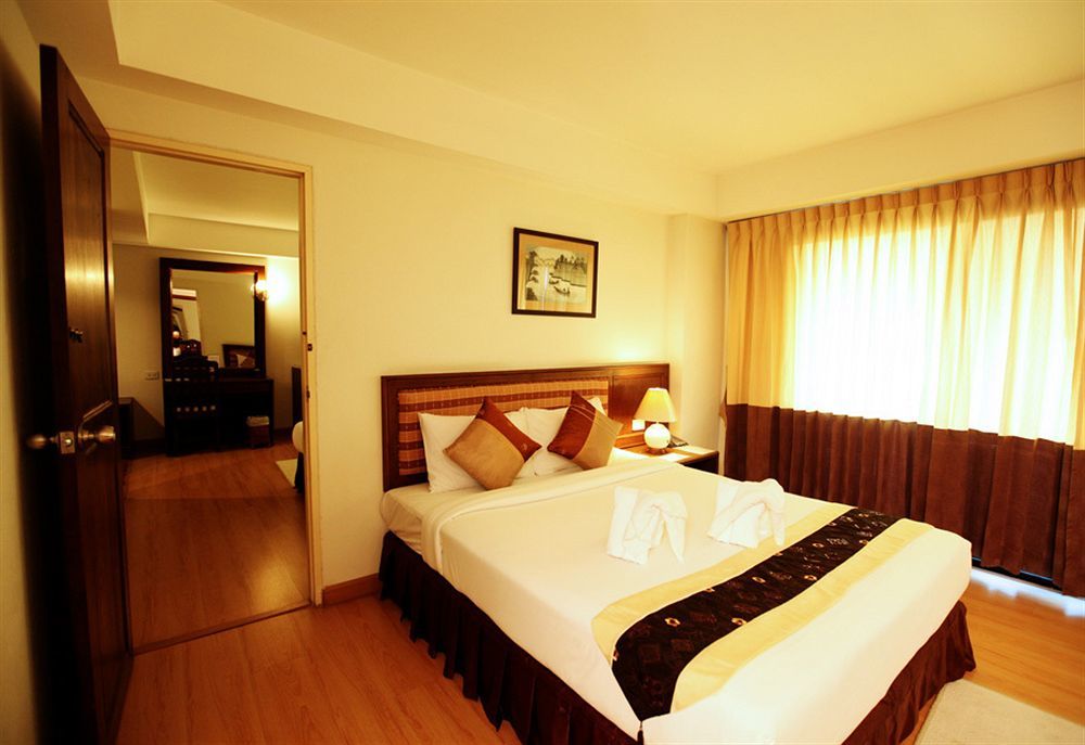 Group 4* Chiang Mai