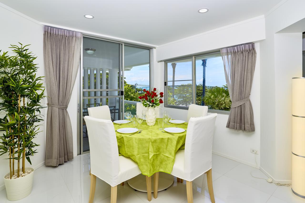 Luxurious On Road Apartment *
