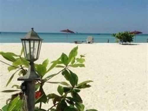 Seaview Rainbow Resort *