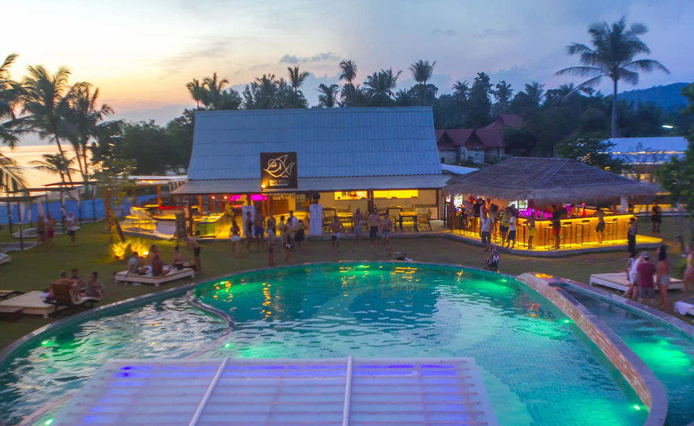 Infinity Club & Koh Phangan