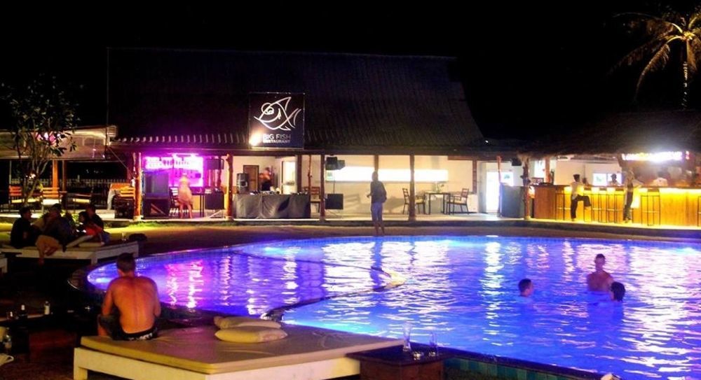 Infinity Club & Koh Phangan Hostel *