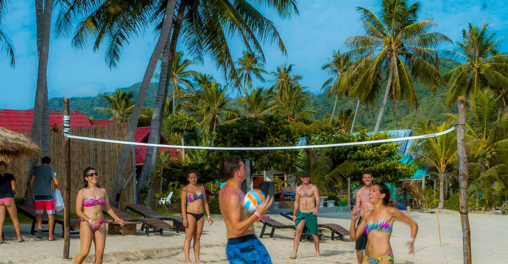 Infinity Club & Koh Phangan Hostel