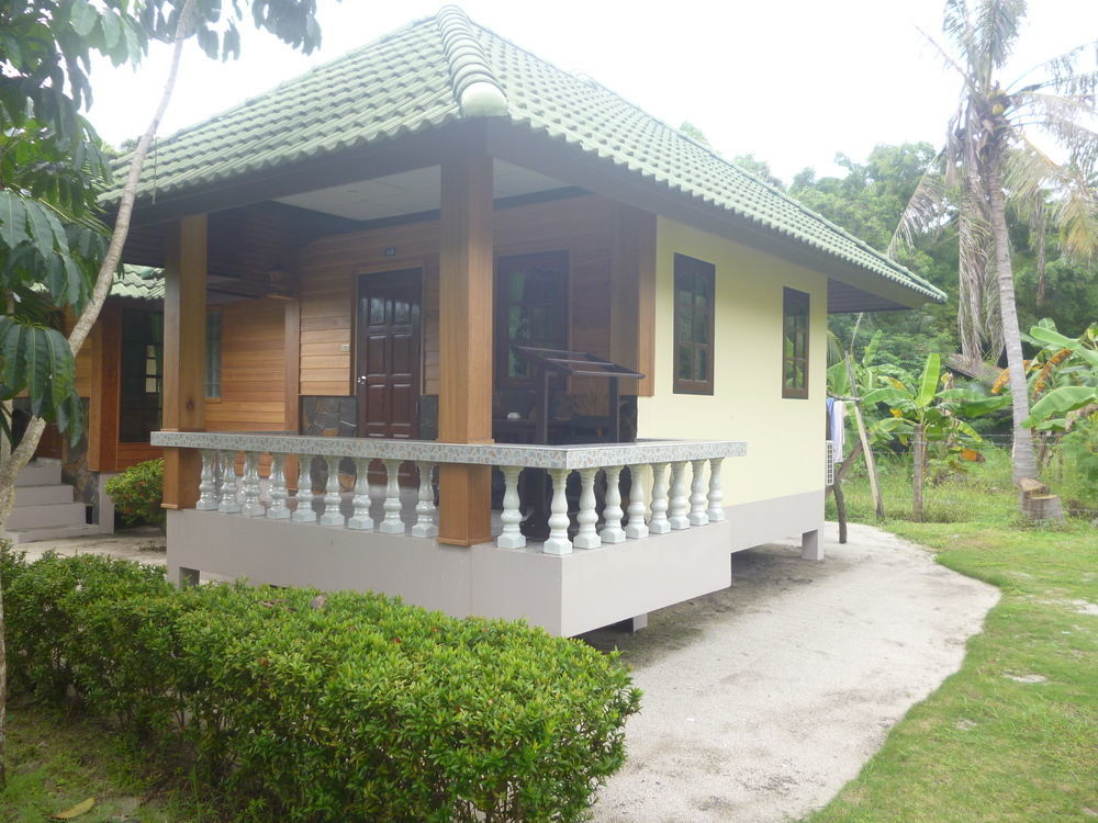 Dewshore Resort