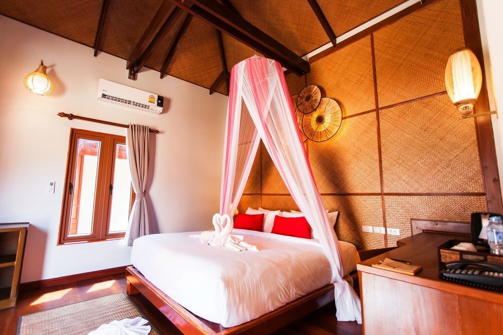 Pingchan Koh Phangan Beachfront Thong Nai Pan Yai