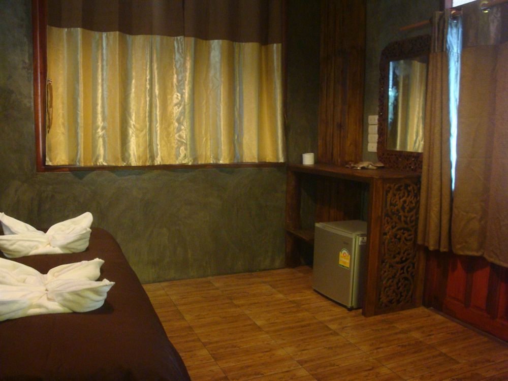 Resort Sea Rock