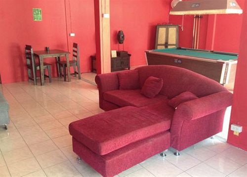 Echo Hostel *