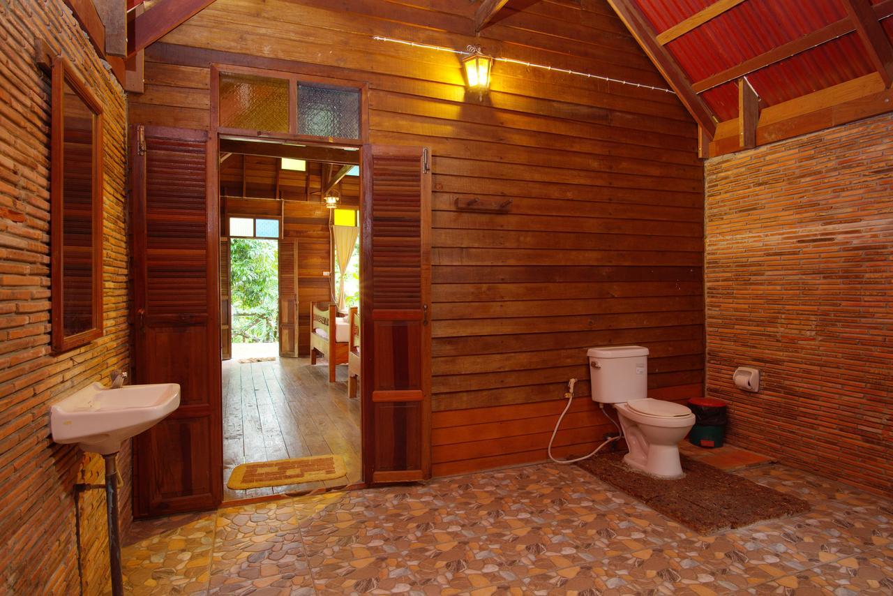 Art's Riverview 3* Khao Sok National Park