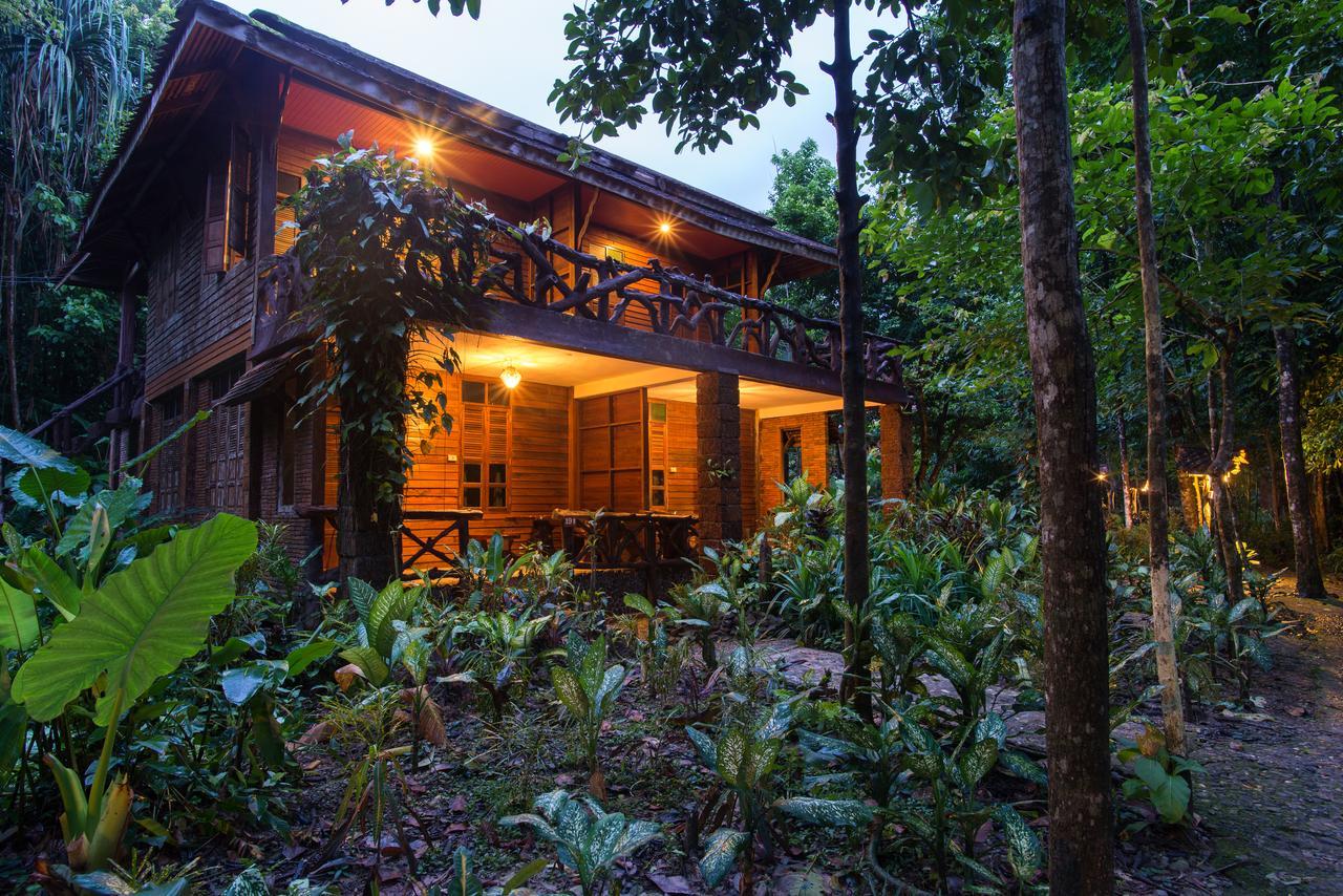 Resort Art's Riverview 3*