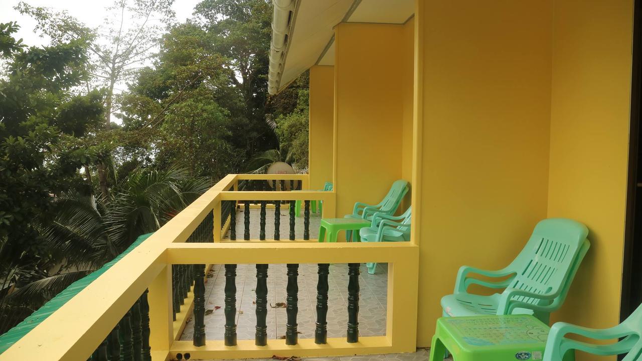Island Aparthotel