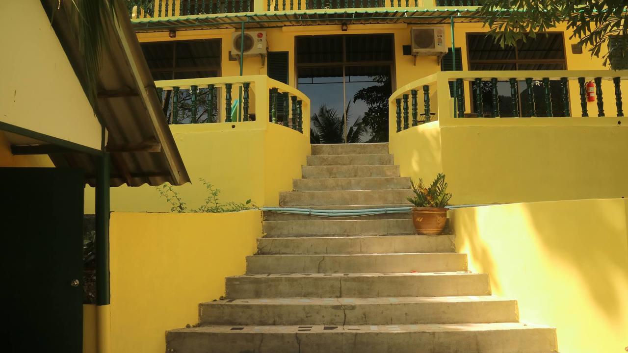 Island Aparthotel