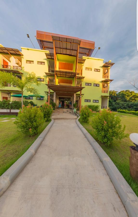 Morakot Lanta Koh Lanta