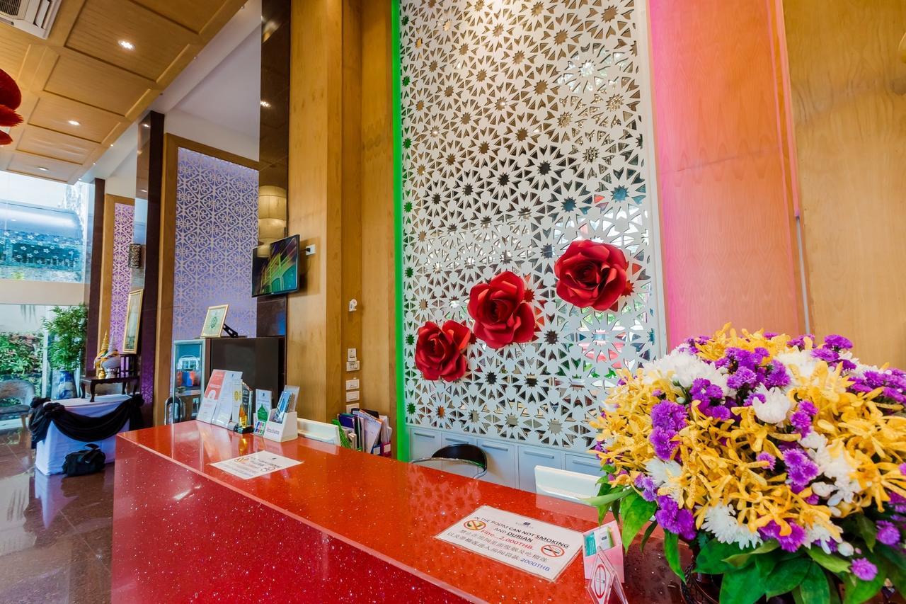 Roseate Hotel