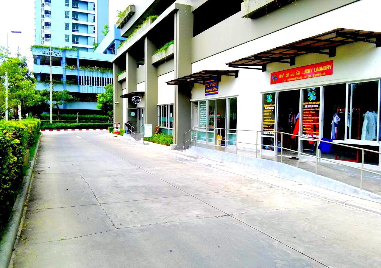 Lumpini Seaview Top Floor Apartment *