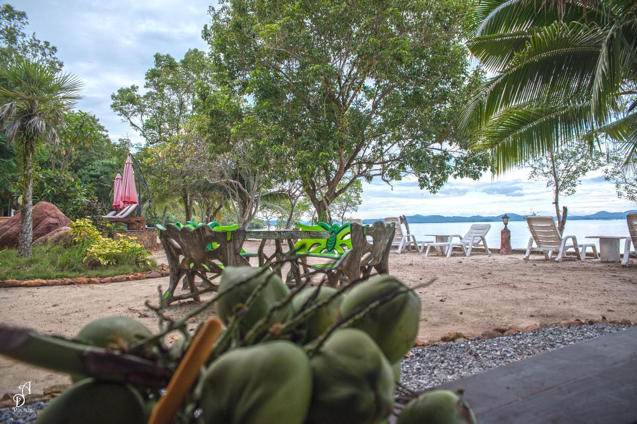Resort Garden Of Joy