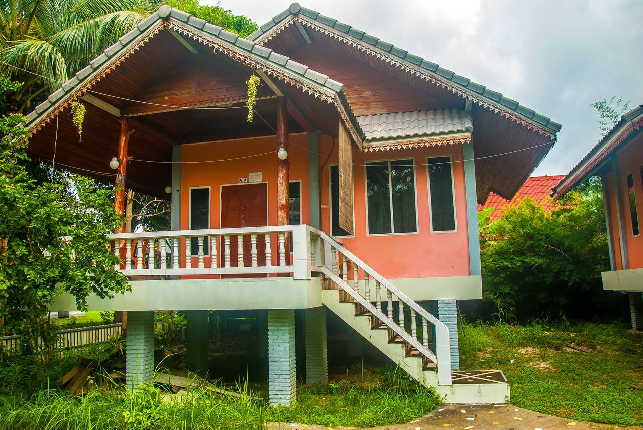 Thai