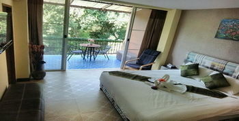 Oyo 75375 Lisa Jomtien Beach