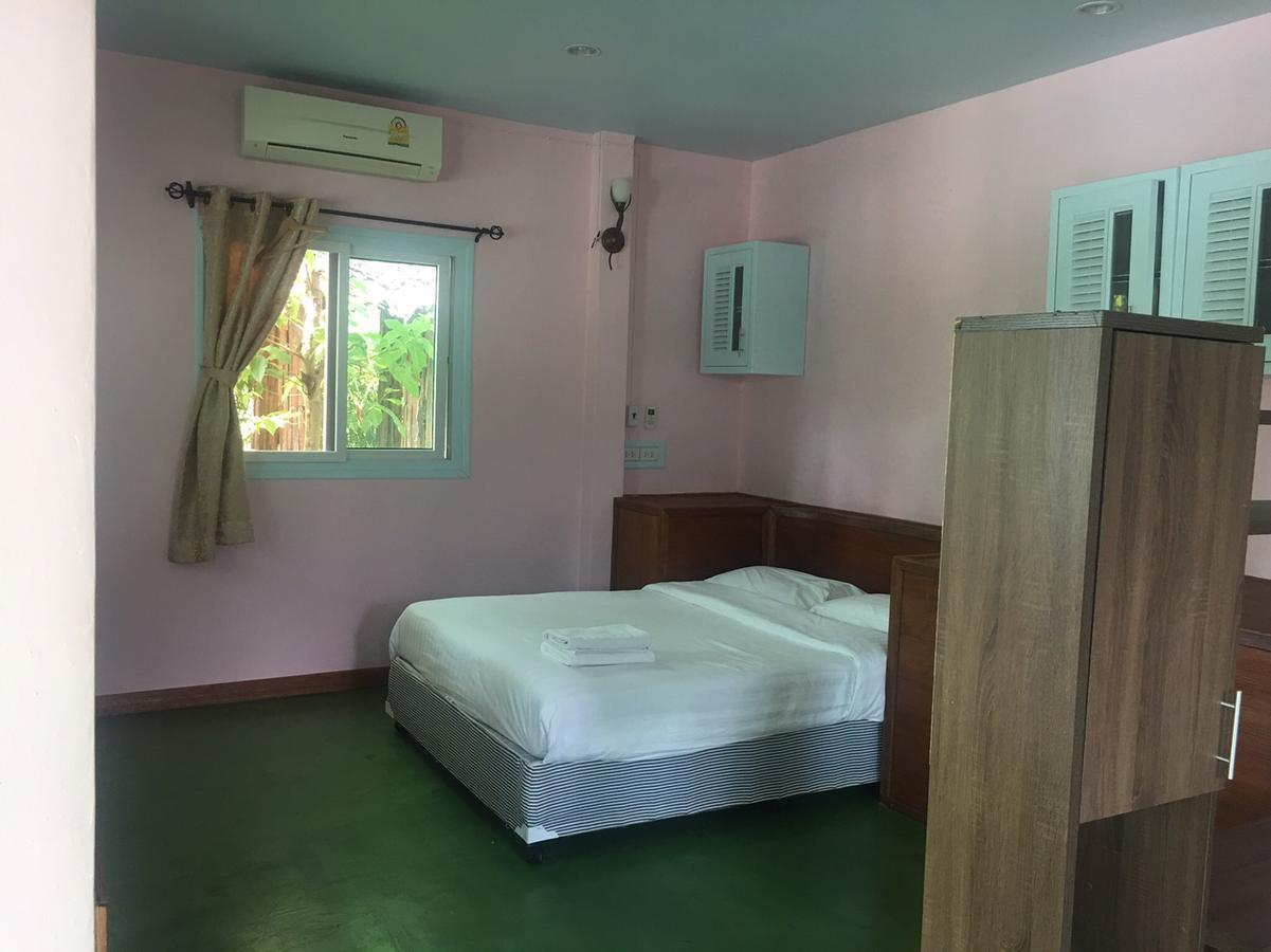 Treehouse Resort 3*