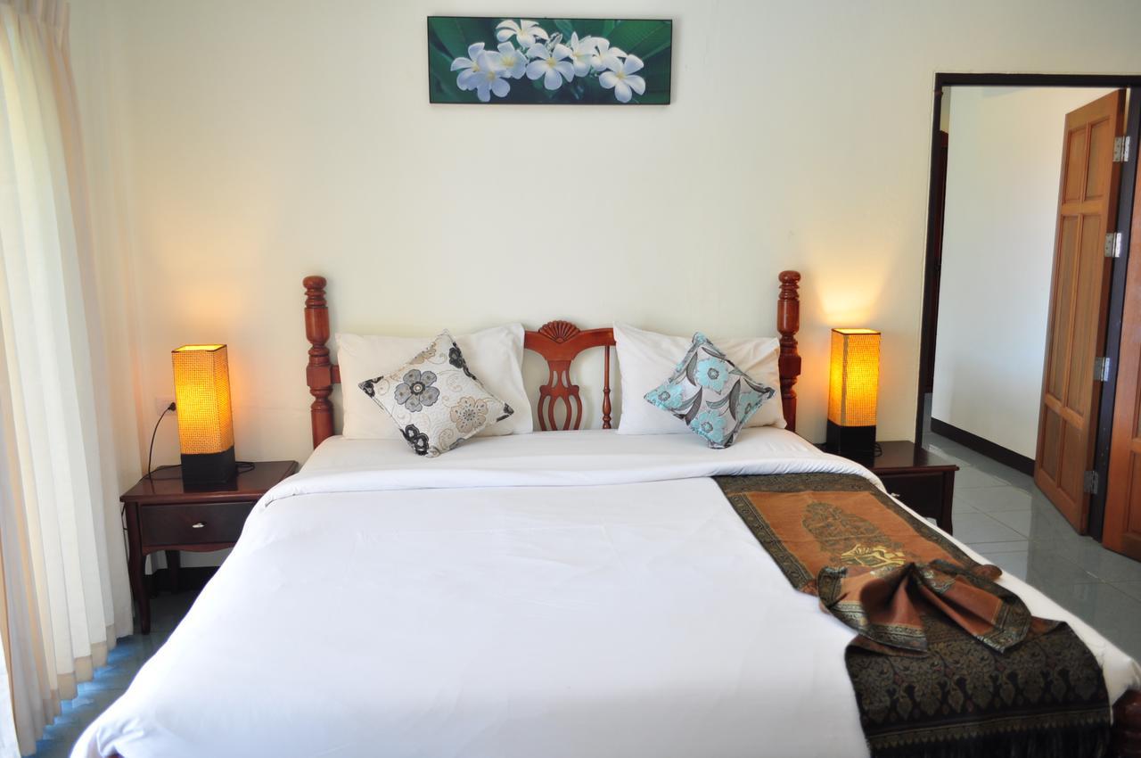 Lanta Seafront Resort