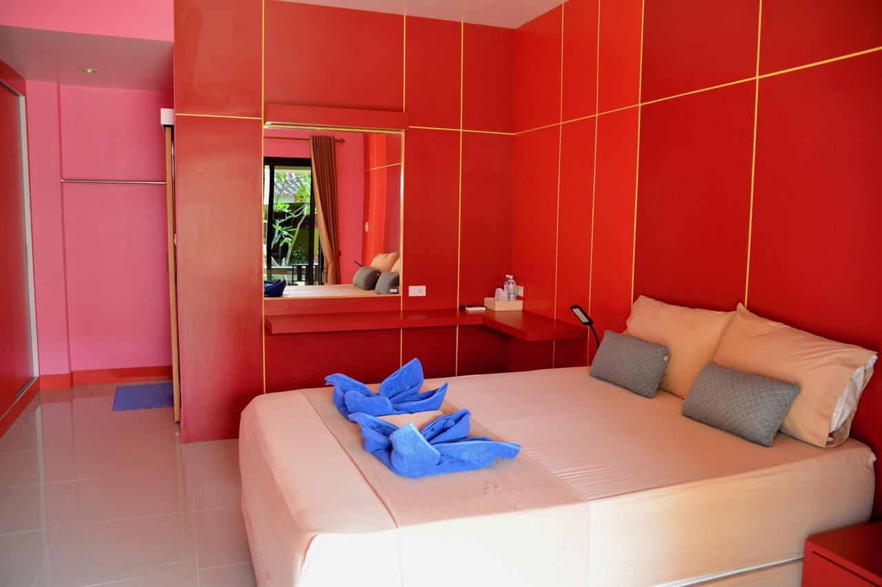 Lanta Bee Garden Sha Extra Koh Lanta