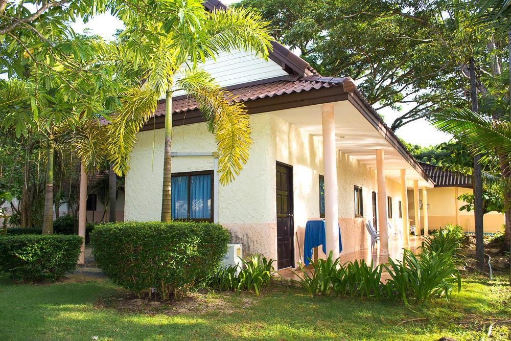 Coral Resort