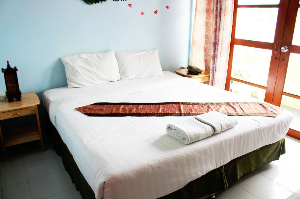 Phunyanuch Hotel 3*