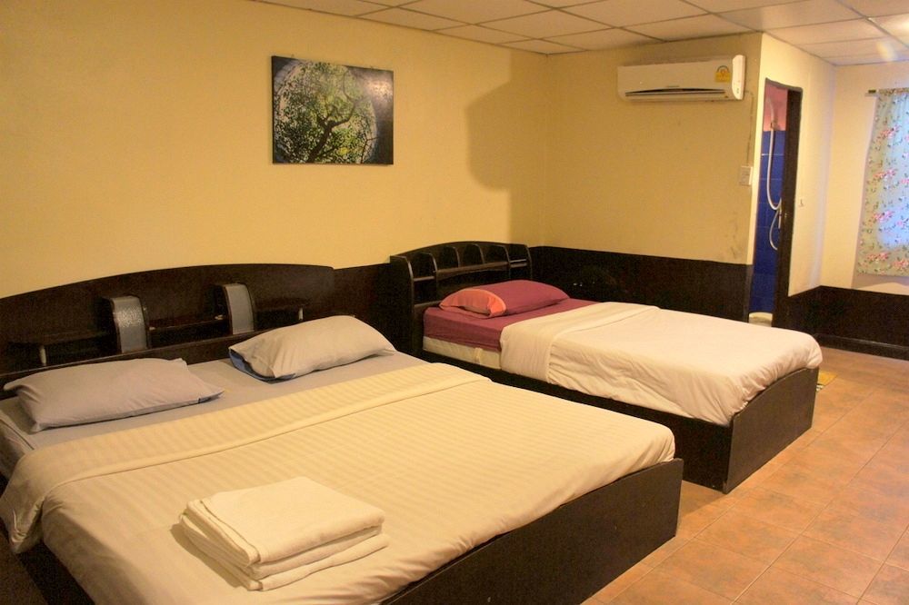 Golden Bee 3* Phi Phi Don