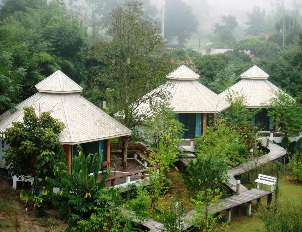 Kuadkhonthoe Holiday park 3*