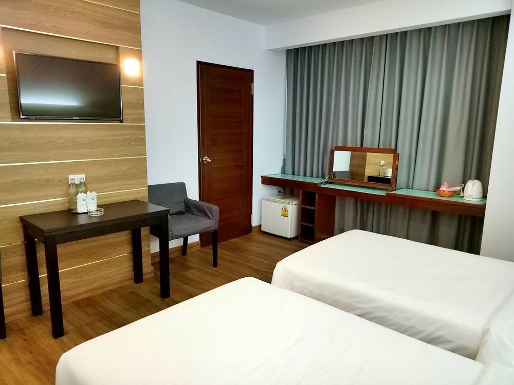 Hotel Mayflower Grande 3*
