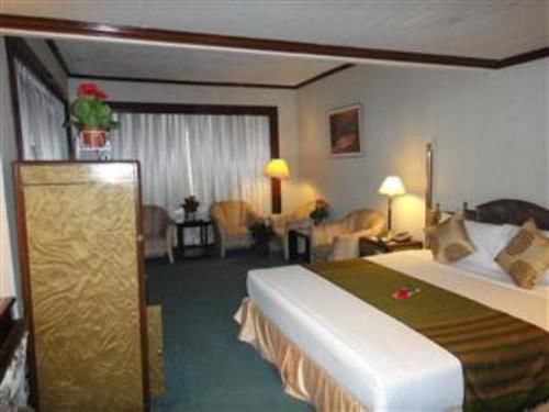 Bp Grand Tower Hotel 3*