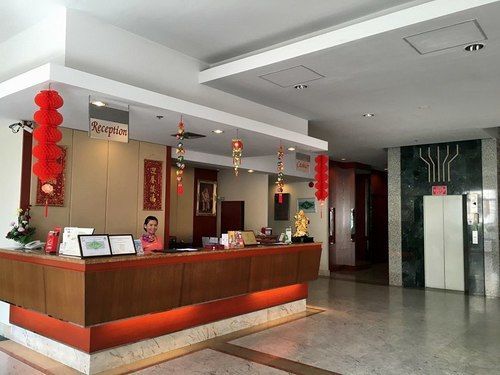 Hatyai Golden Crown Hat Yai