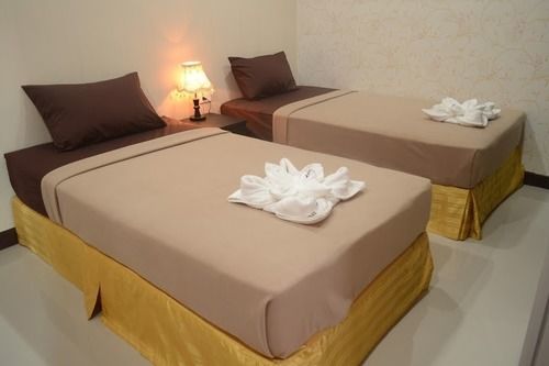 Phu Tubkaek View House Hotel *