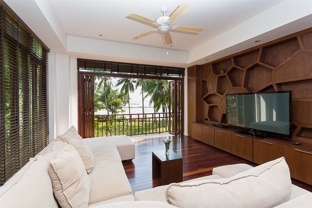 Amatapura Beach 12 Villa *