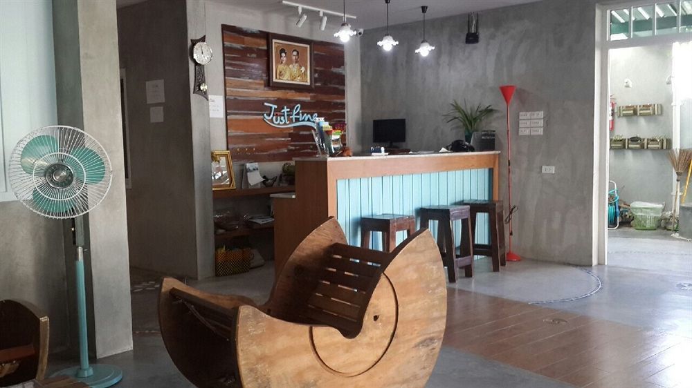 Bed & Breakfast Just Fine Krabi