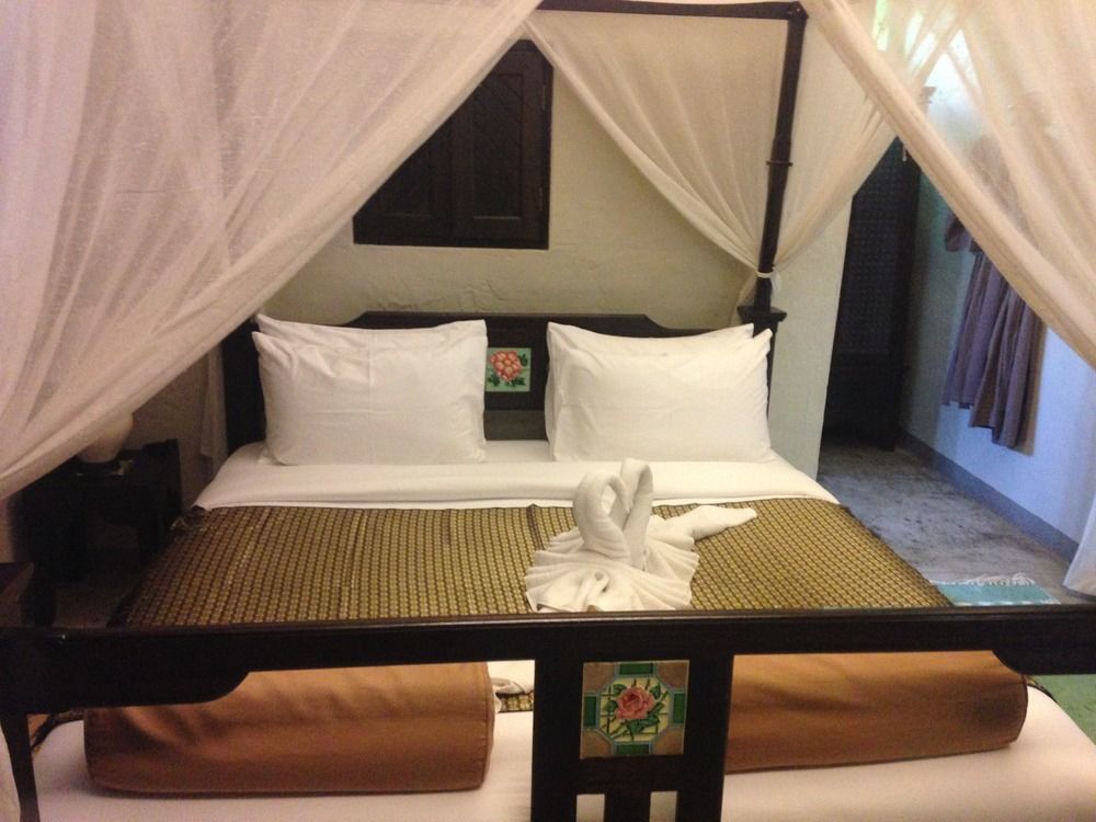 River Corner Resort 4*