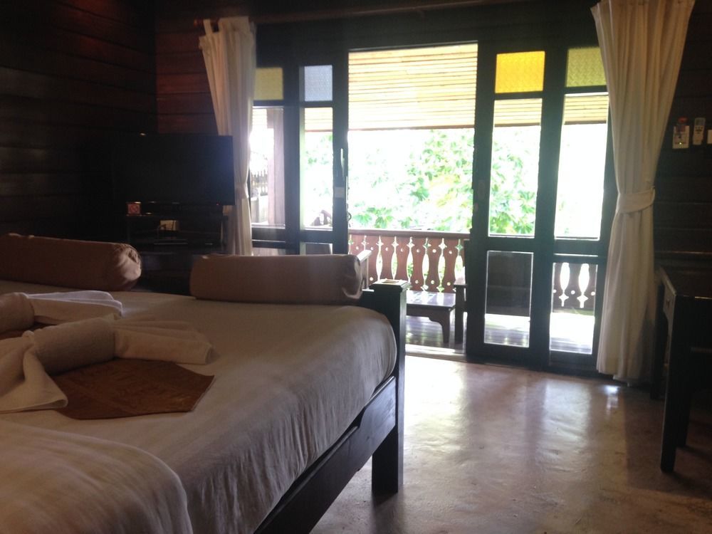 River Corner Resort Pai