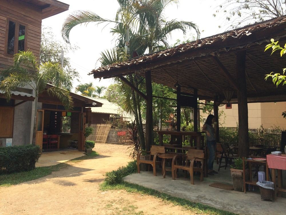 Country Hut 2* Pai