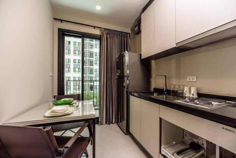 Apartment The Base By Feng *