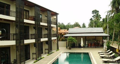 Ampha Place