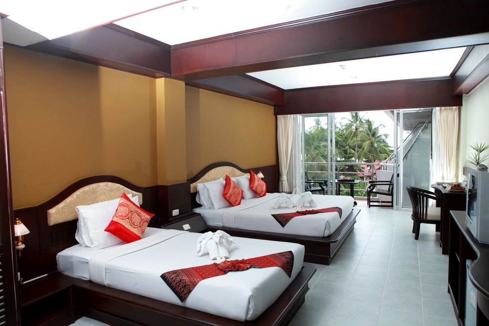 Samui First House 3*