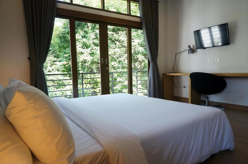 Baan Talay Pool Hotel 3*