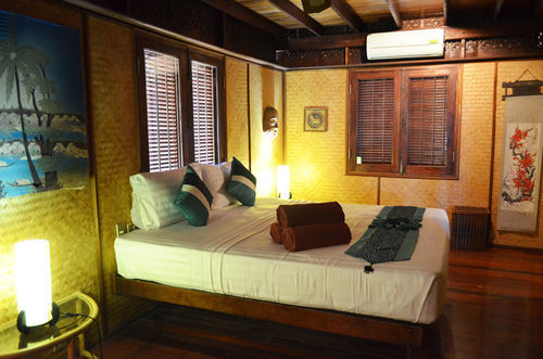 Coconut Village A2 *