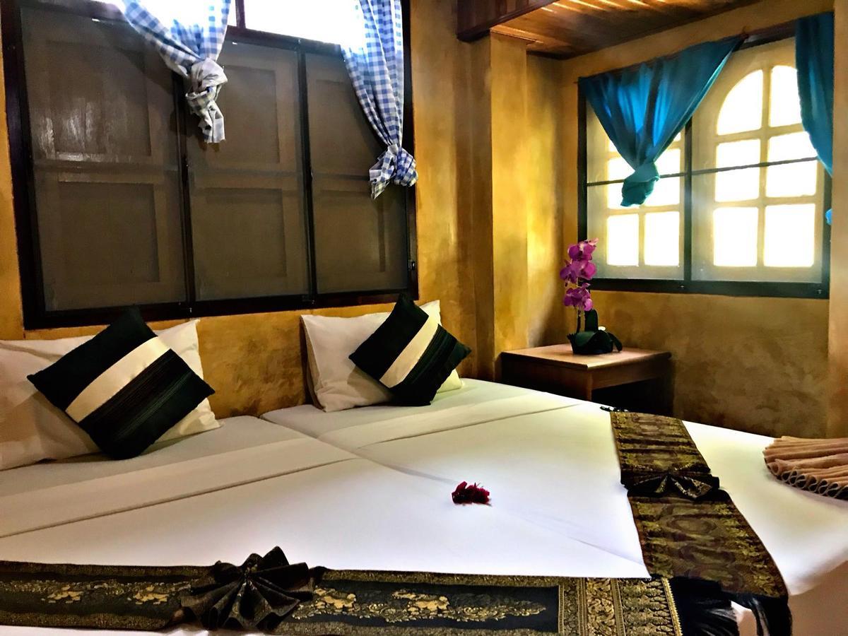 Guest house Baan Suan 2*