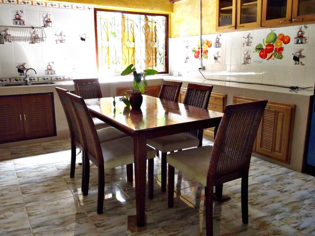 Baan Suan 2*