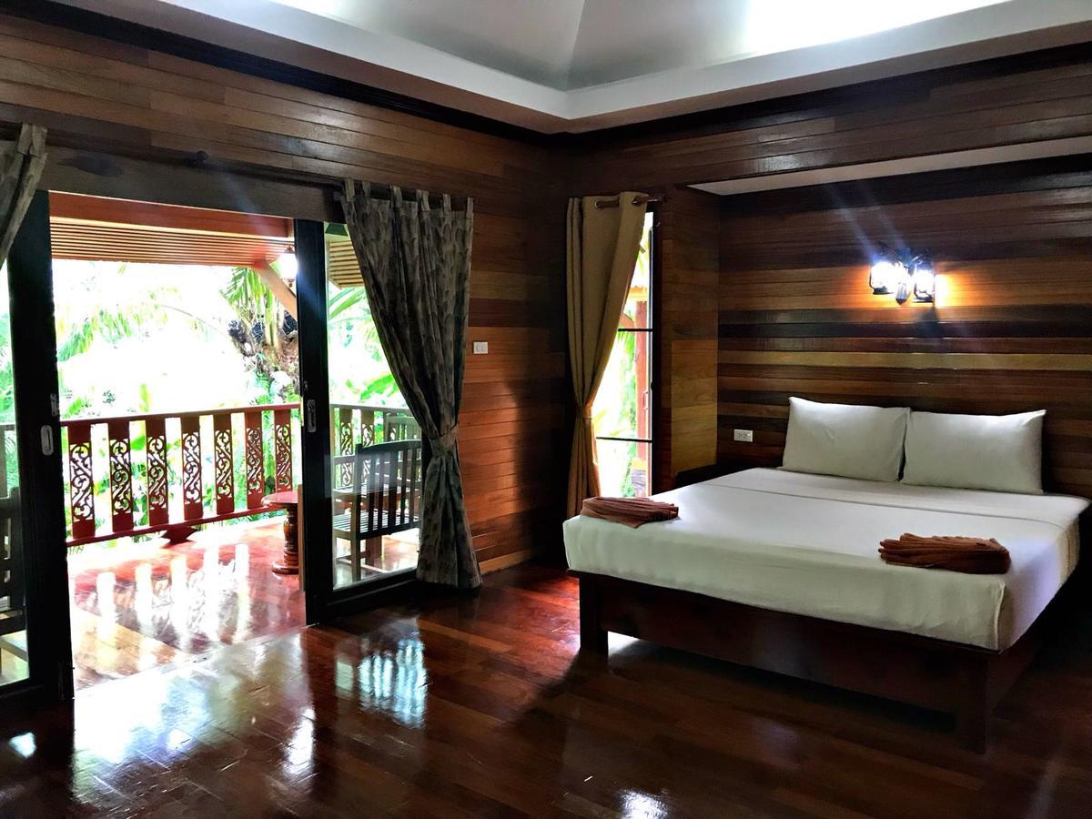Baan Suan Guest house 2*