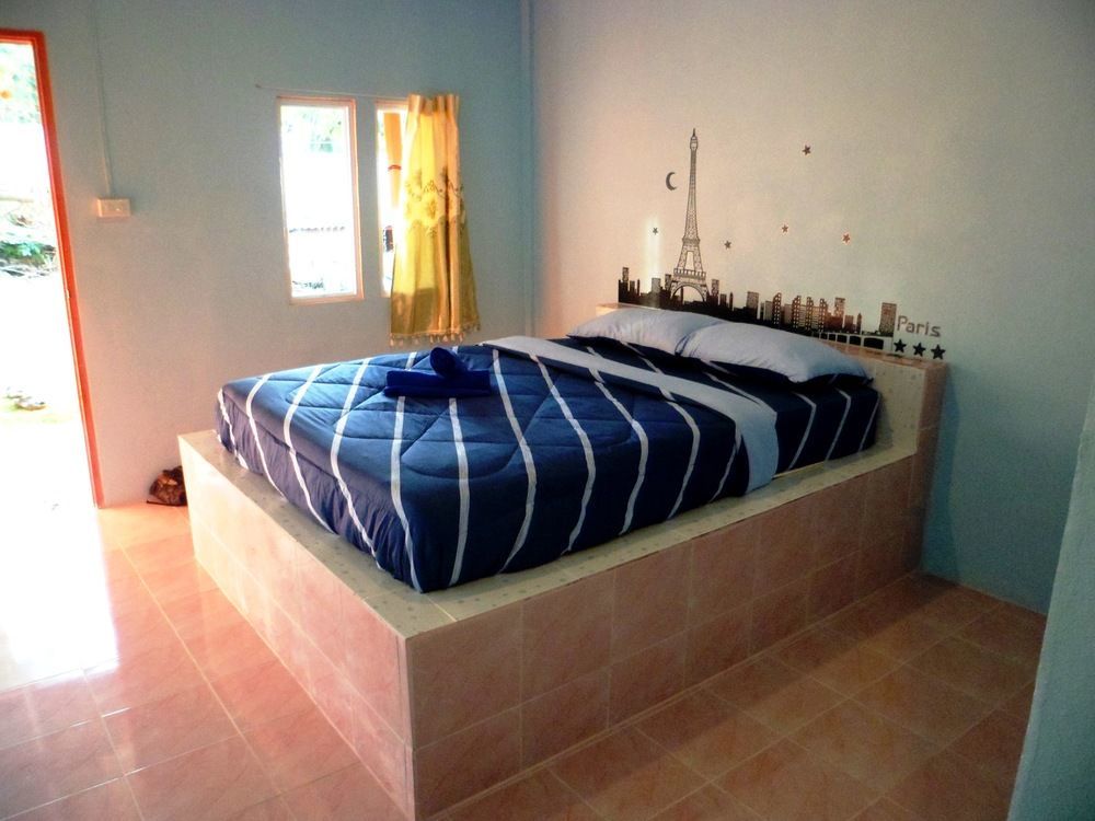 Rimsuan House 2*