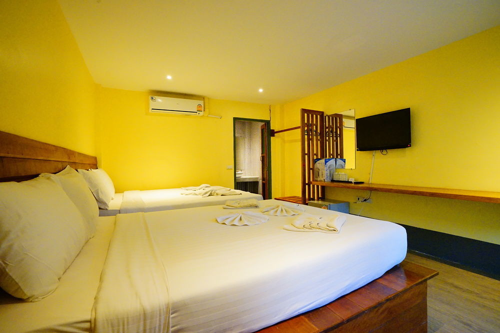 Apple Beachfront 3*