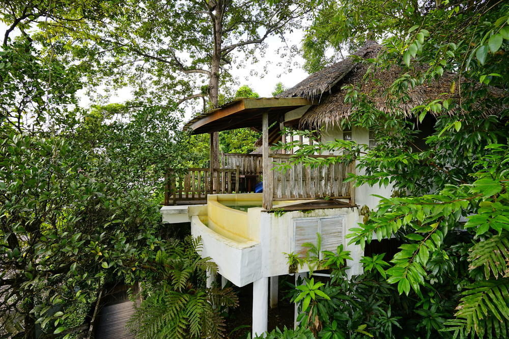 Aana & Resort 4*
